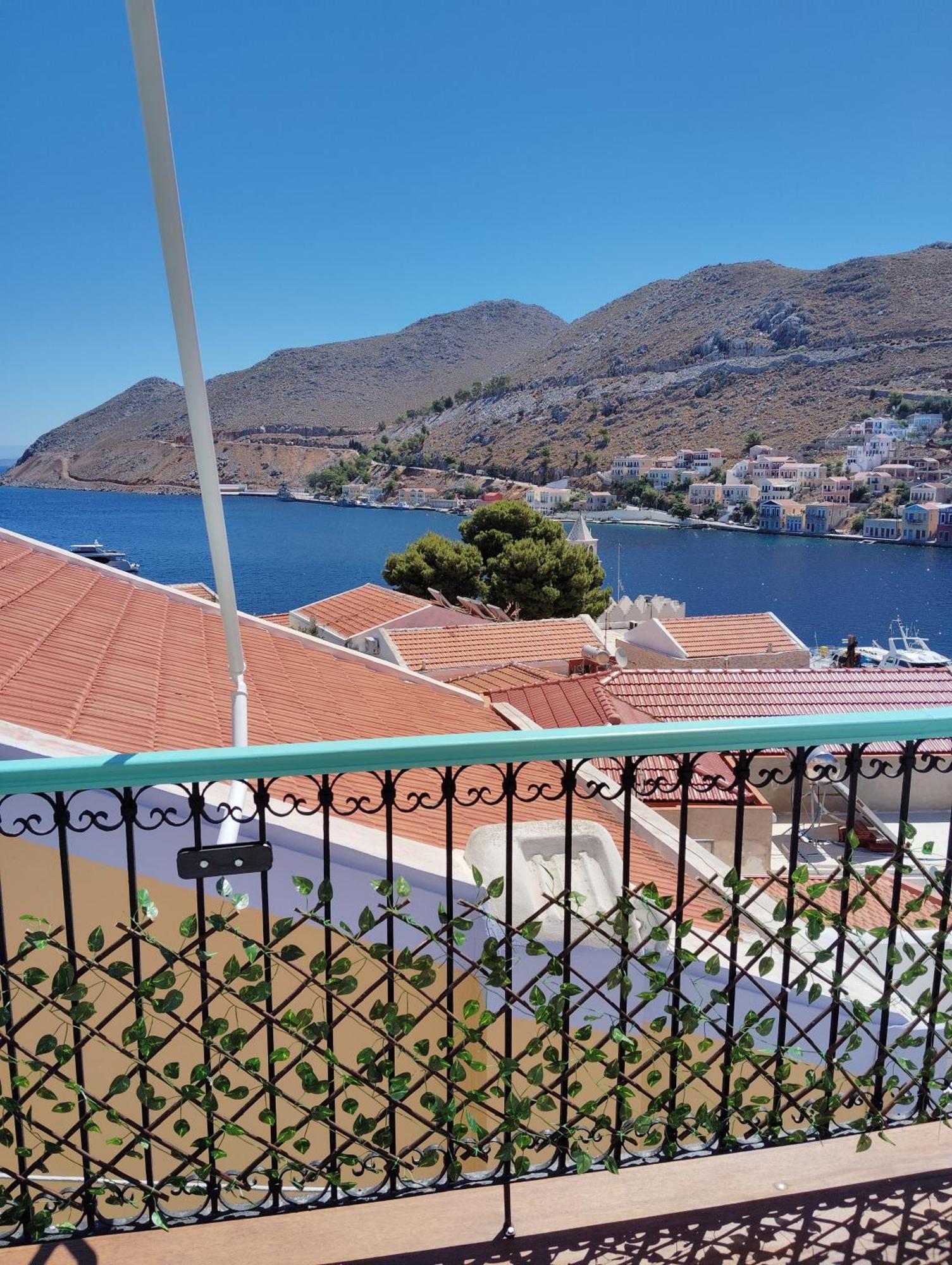 Ferienwohnung 89 Steps Symi Exterior foto