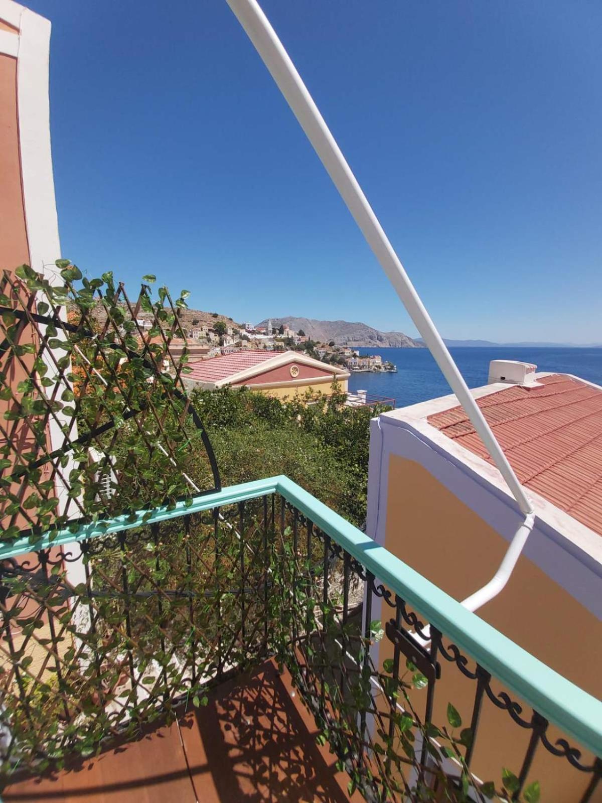 Ferienwohnung 89 Steps Symi Exterior foto