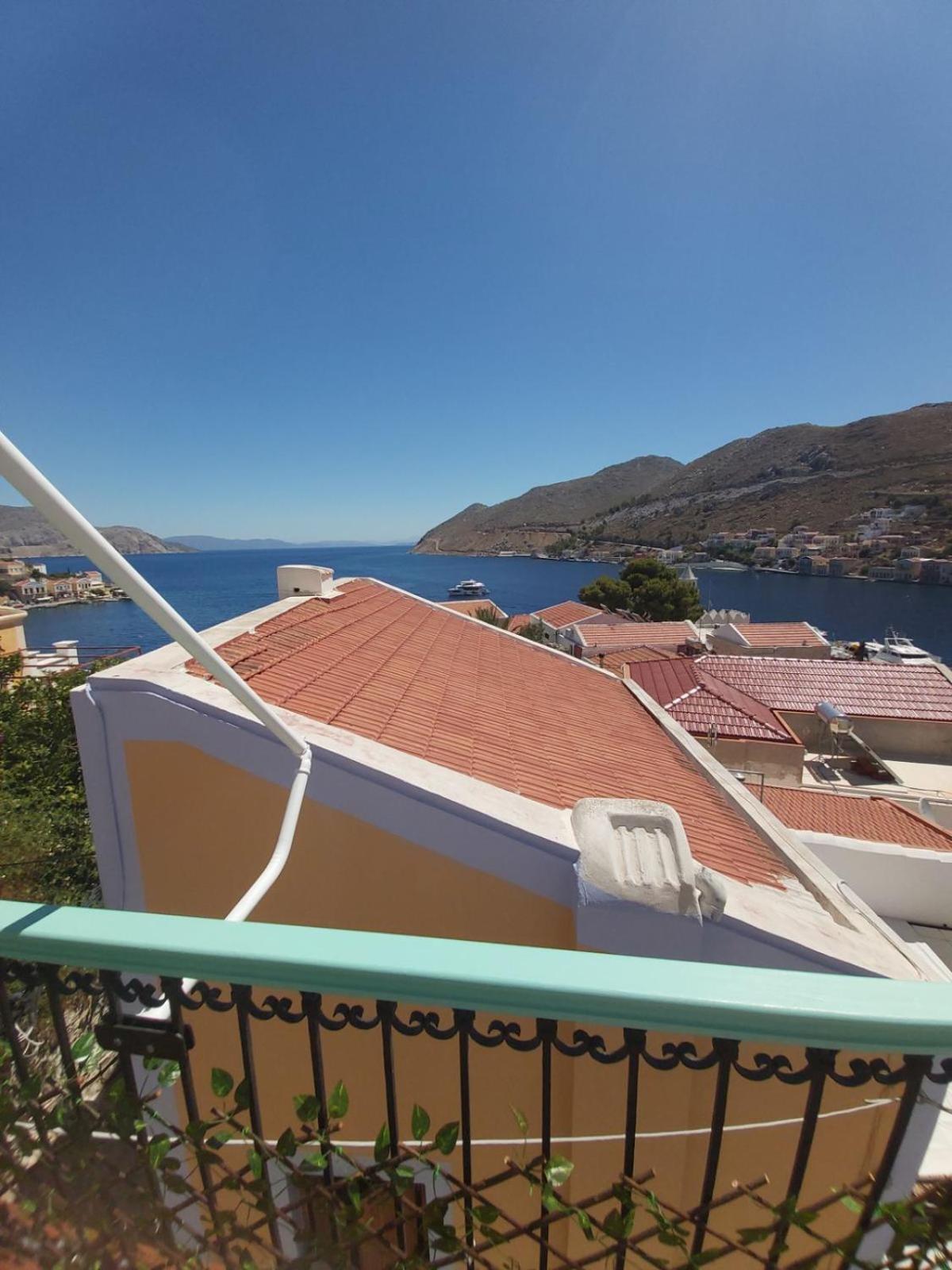 Ferienwohnung 89 Steps Symi Exterior foto
